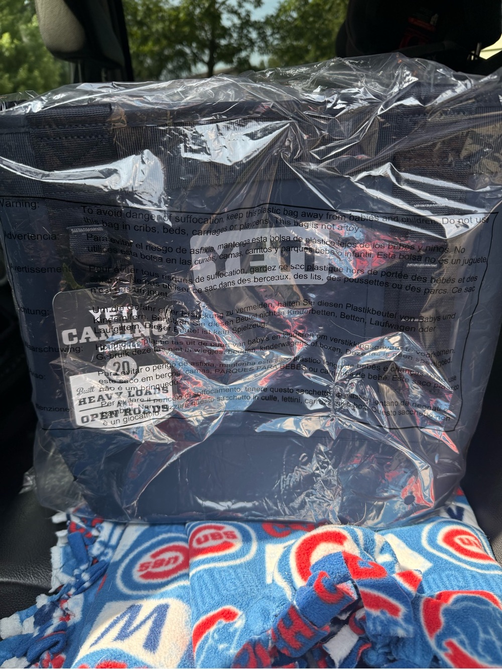 NWT Yeti Navy Camino 20 Carryall Tote Bag